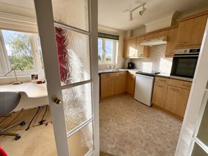 Kitchen- click for photo gallery